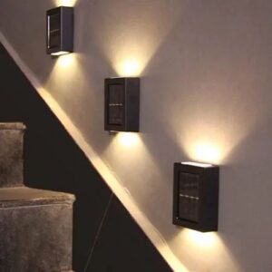 ClassicGrid Solar Wall Light
